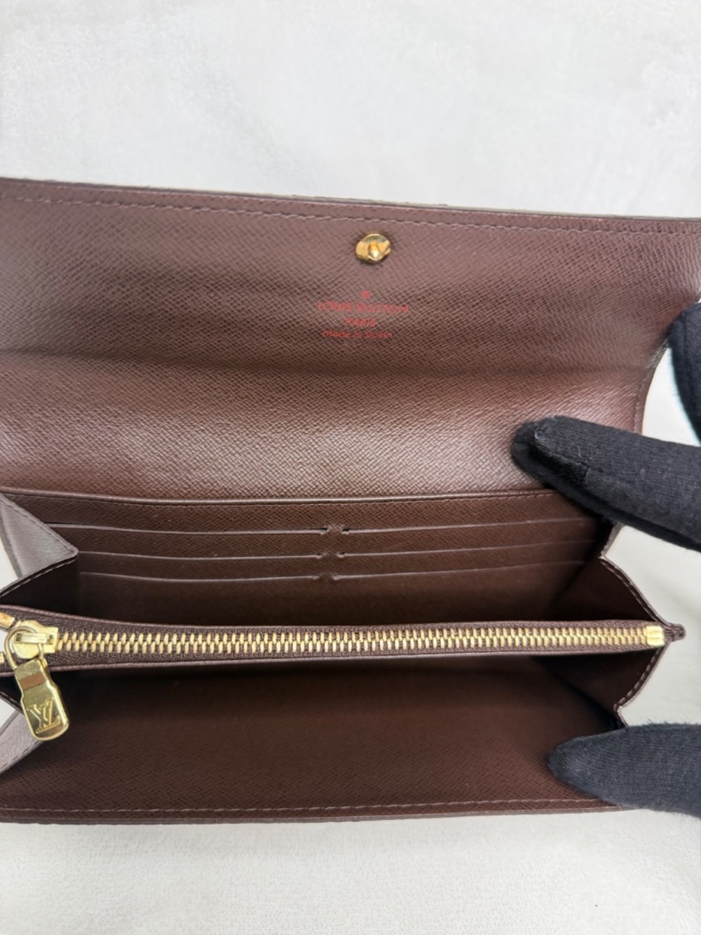 Louis Vuitton Damier Ebene Sarah Long Wallet - Picture 8 of 10